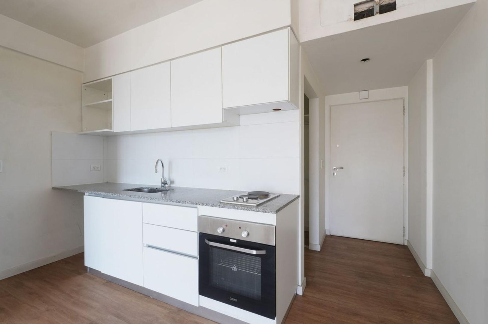 Departamento en Venta en Villa del Parque, USD 82.000