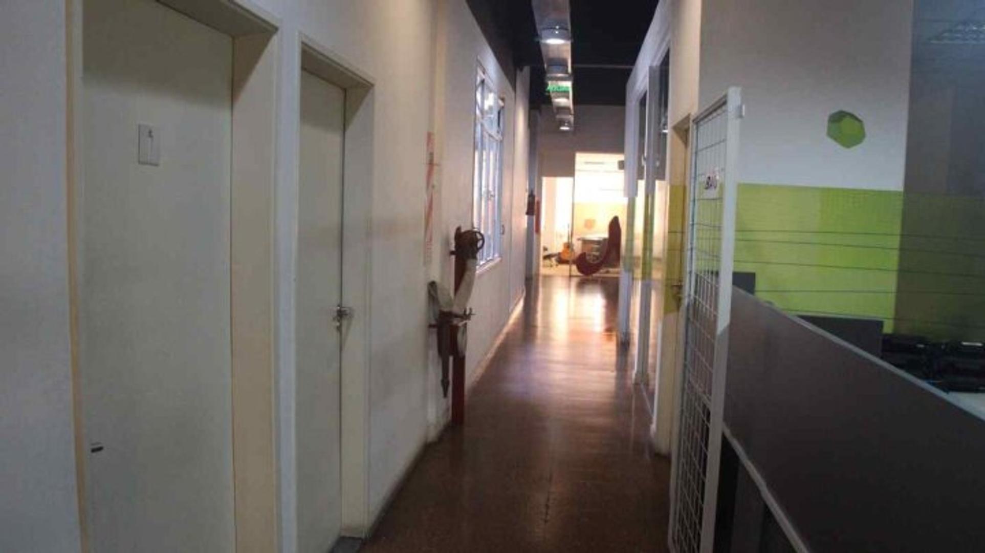 Local en Venta 56 años
