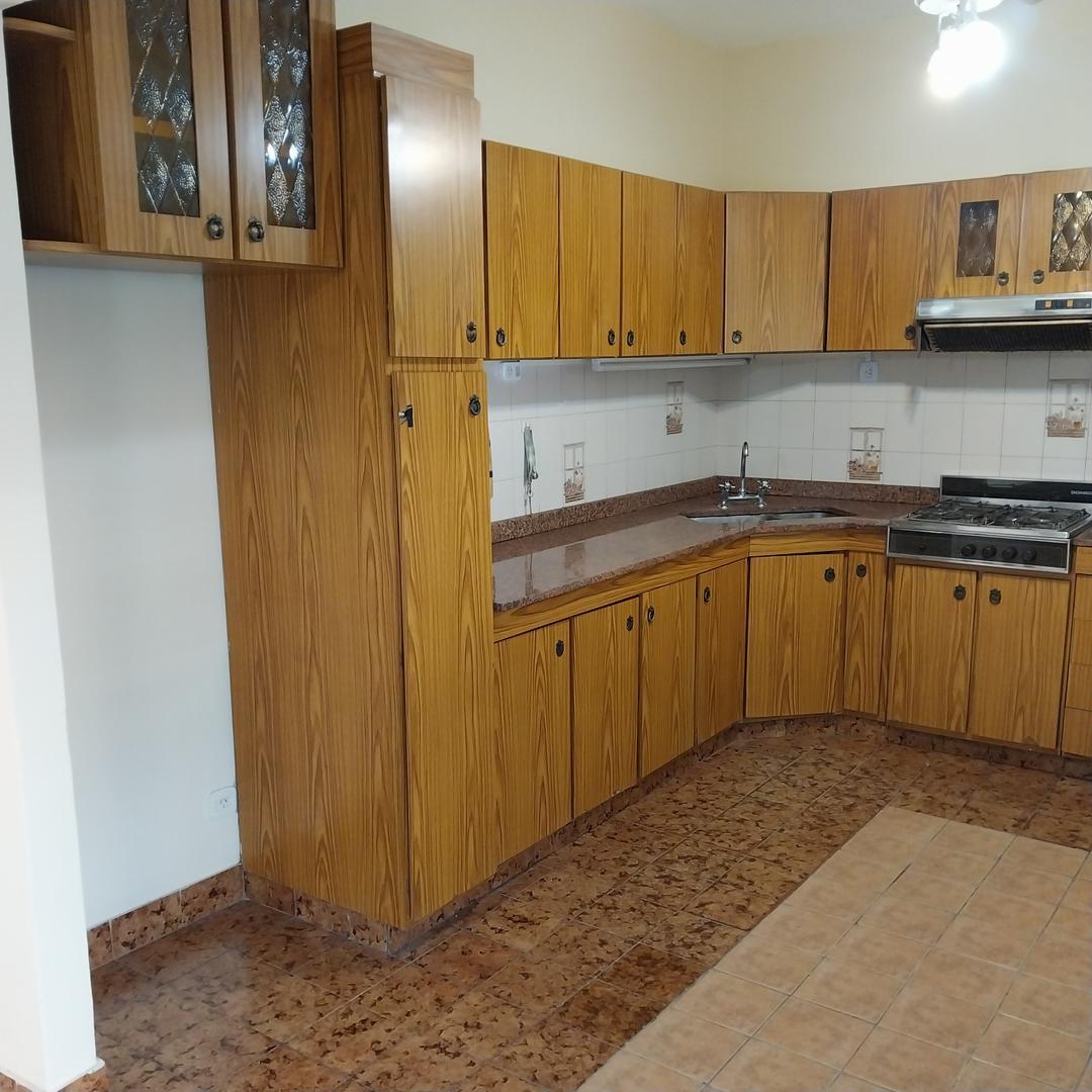 Depto Tipo Casa en Alquiler de 3 ambientes