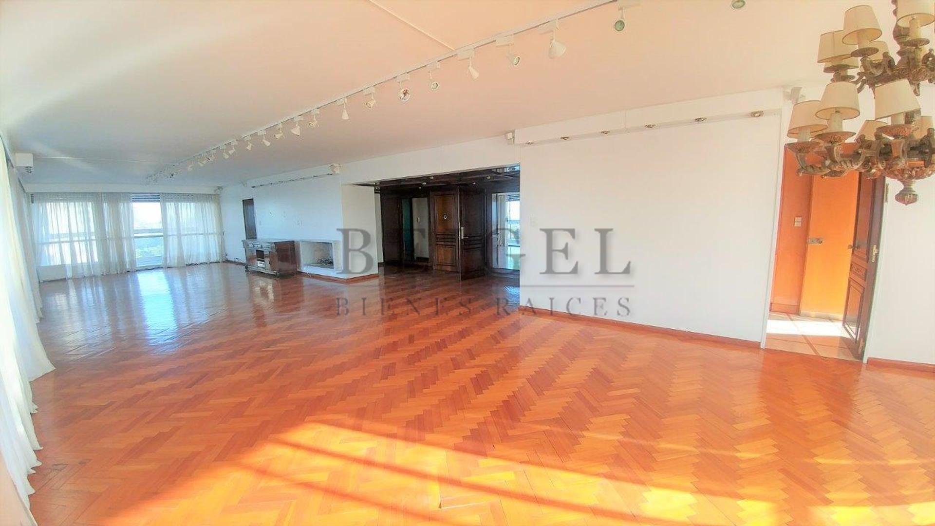 Departamento en Venta de 5 ambientes