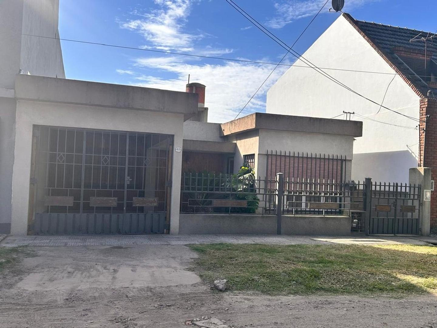 VENTA CASA VILLA LUZURIAGA