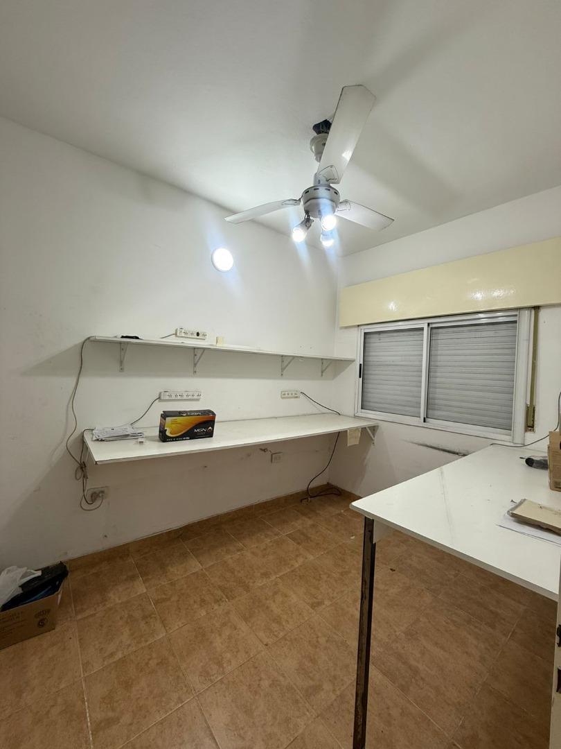 ALQUILER COMERCIAR PROPIEDAD 3 PLANTAS, GARAGE, MONTACARGAS