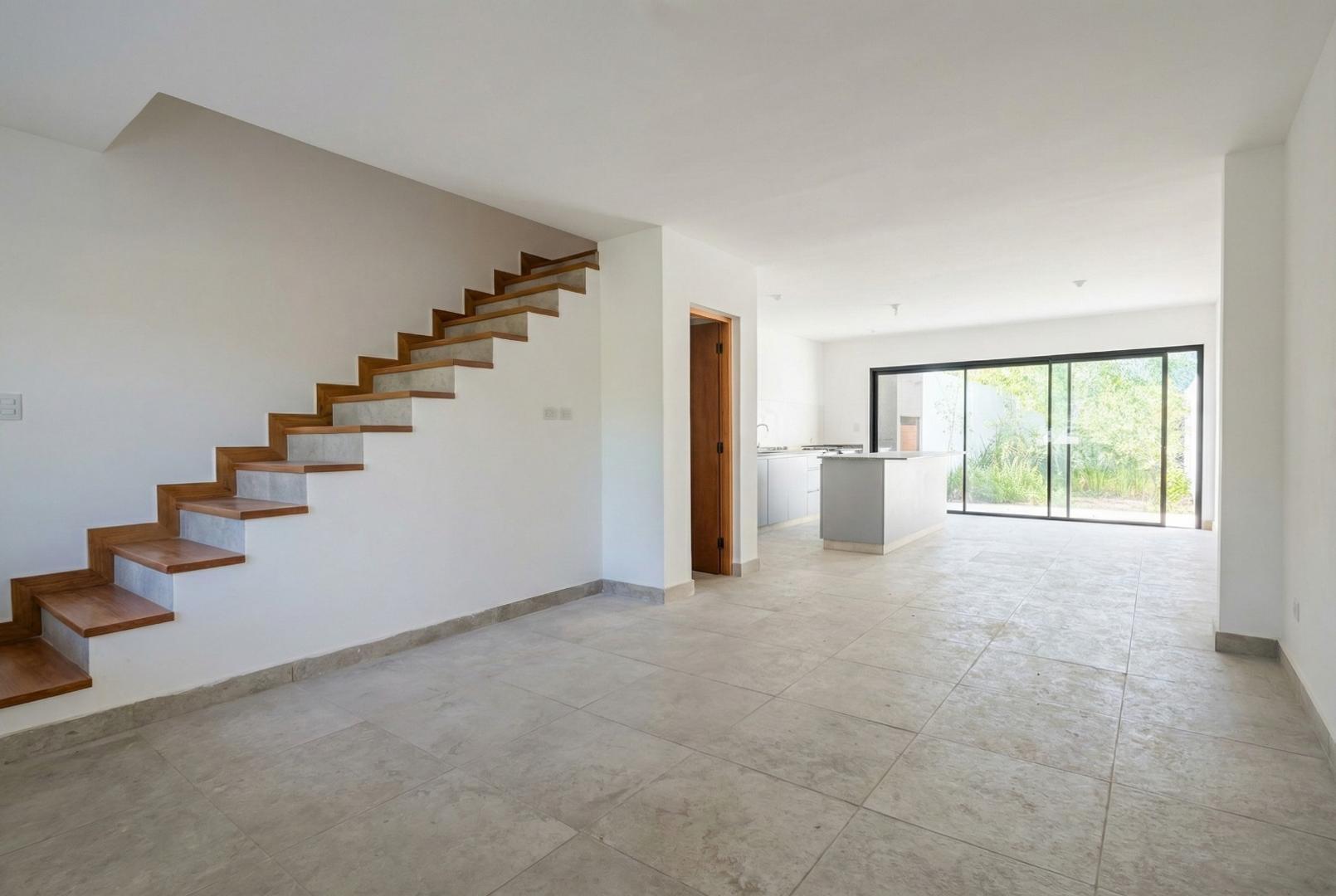 Departamento 4 ambientes con 3 baños