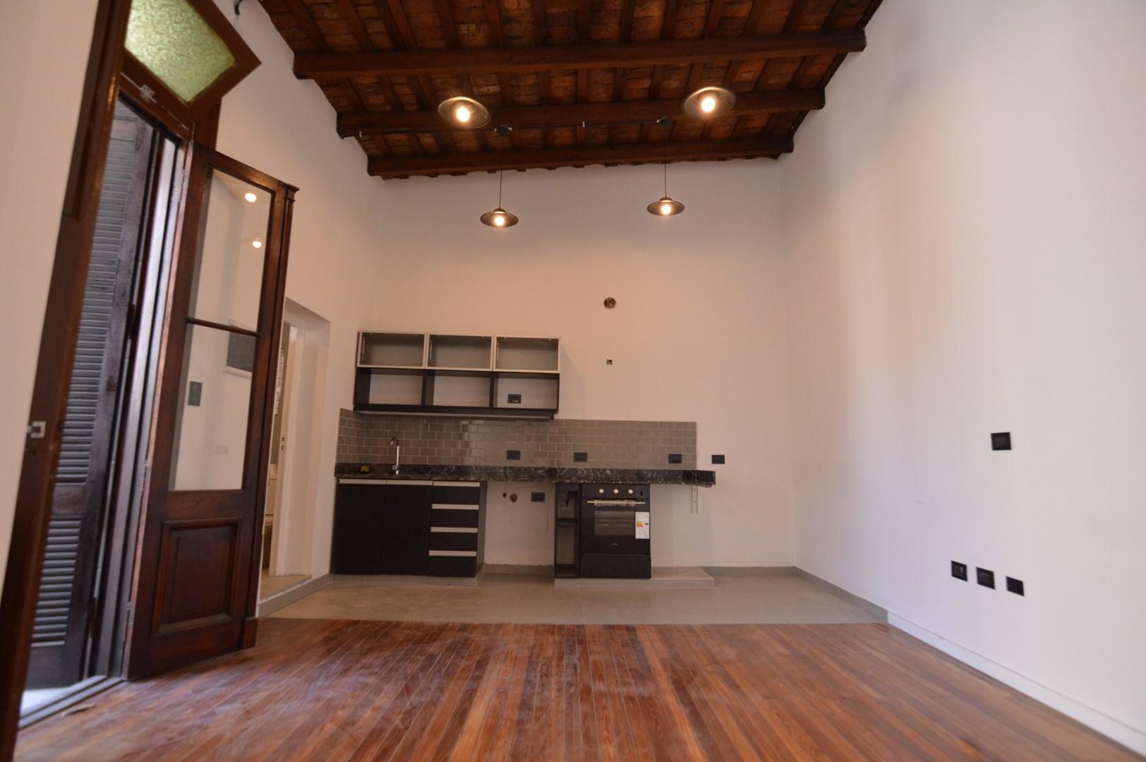 Depto Tipo Casa en Venta 1 año