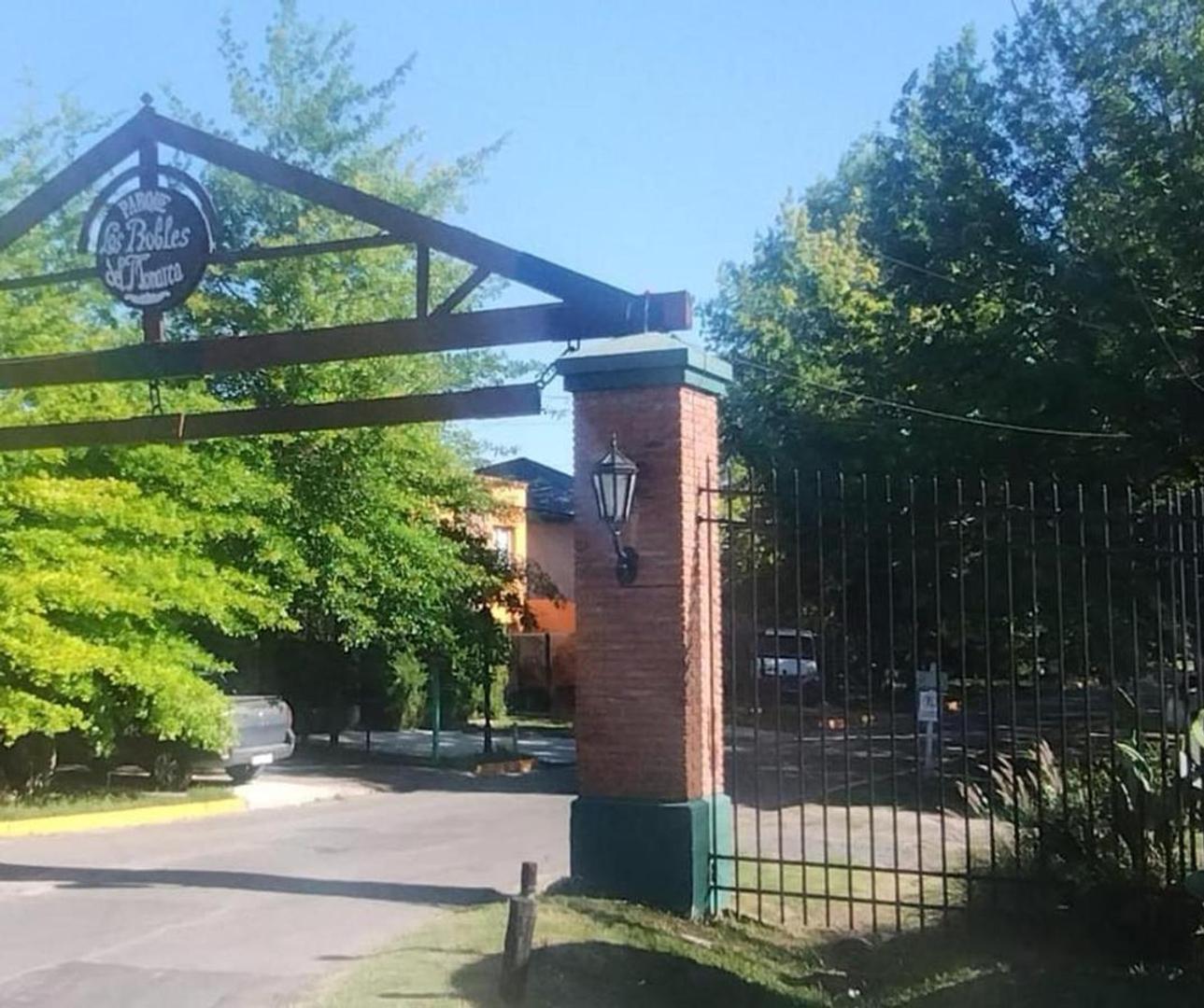 Lote En Venta En El Barrio Robles Del Monarca, Manuel Alberti, Pilar, Gba Norte