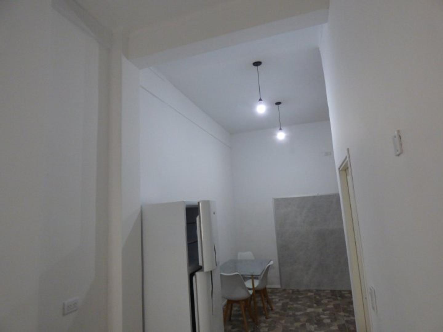 Depto Tipo Casa en Venta 56 años