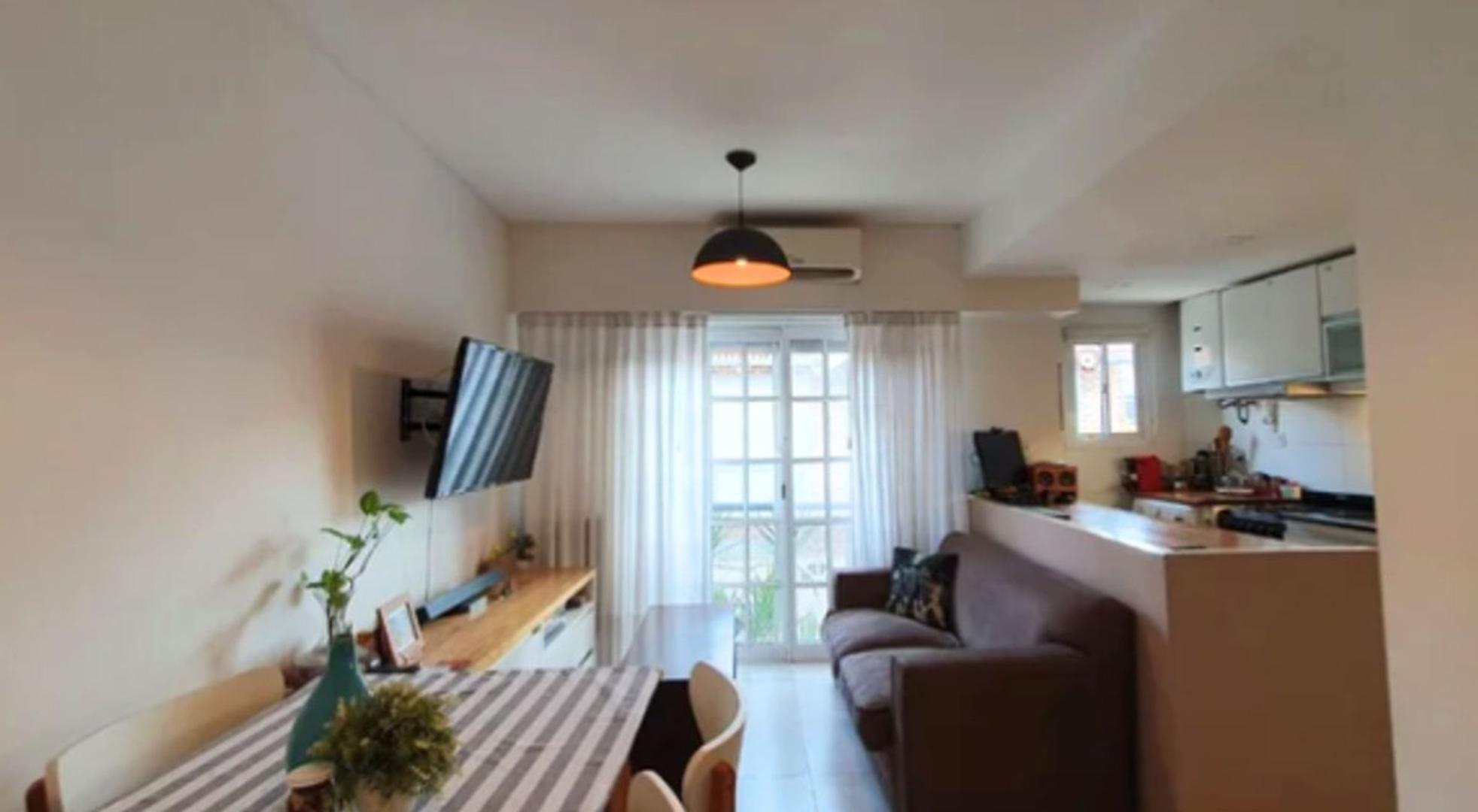 Depto Tipo Casa en Venta de 1 dormitorio