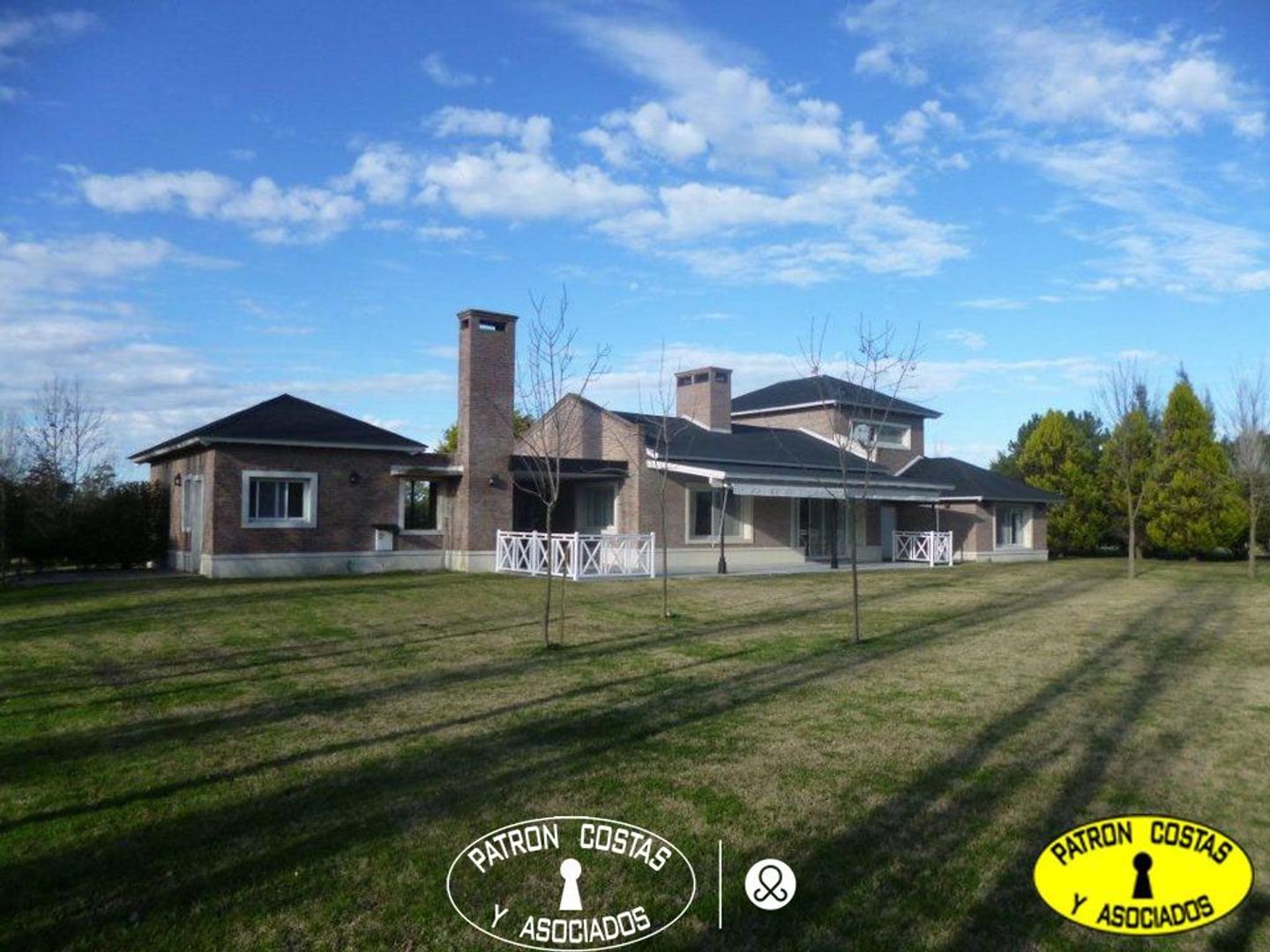 Casa en venta en La Colina Villa de Campo 4 Dormitorios