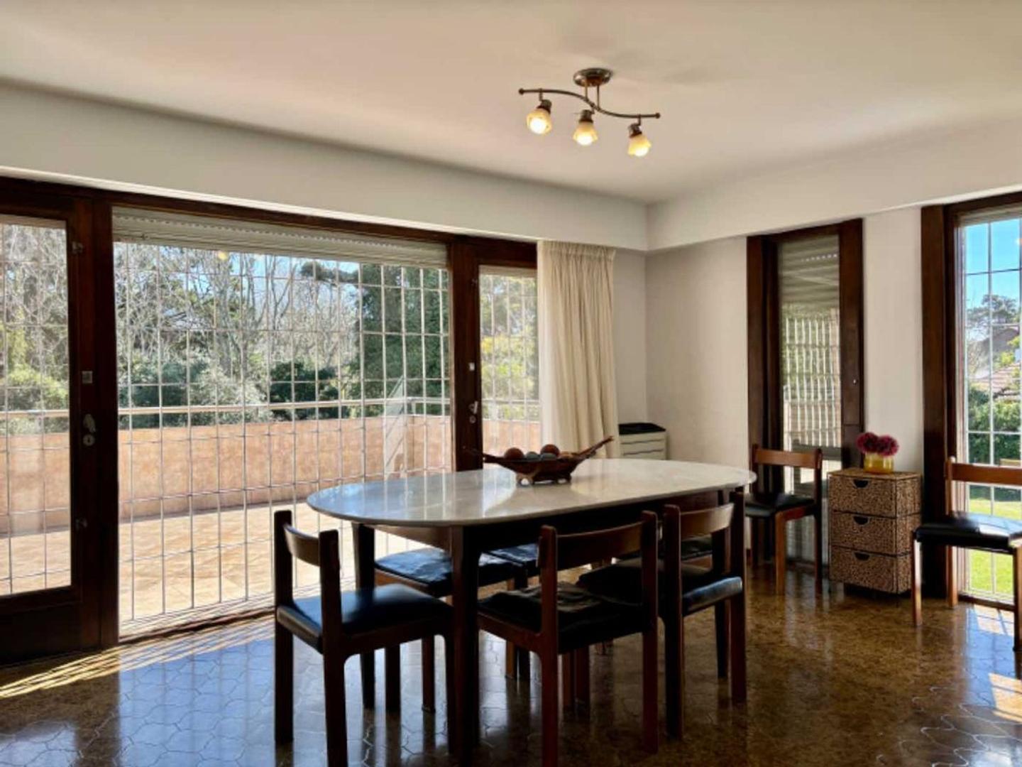 Casa en Alquiler 45 años