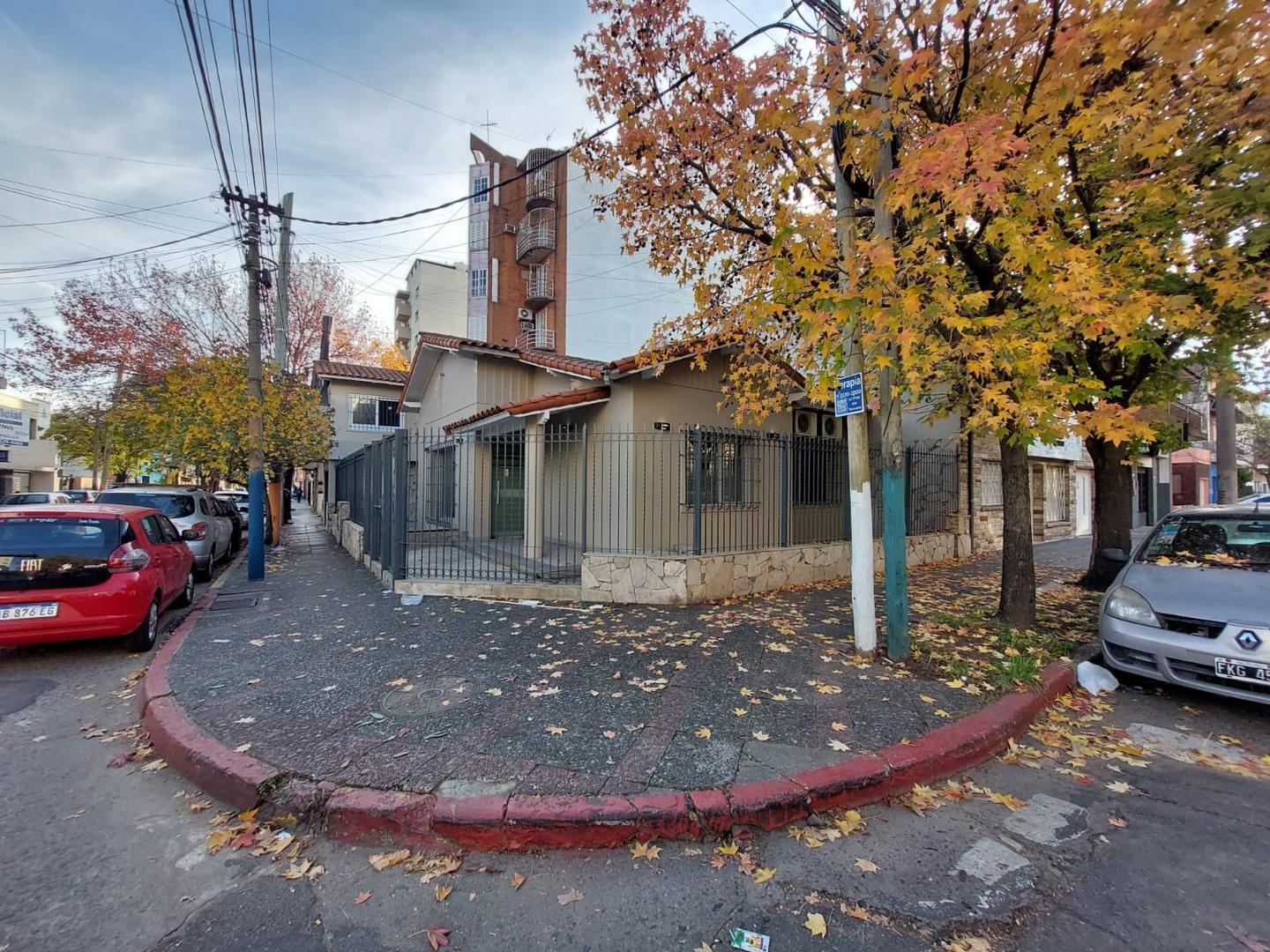 Casa en Alquiler de 3 dormitorios