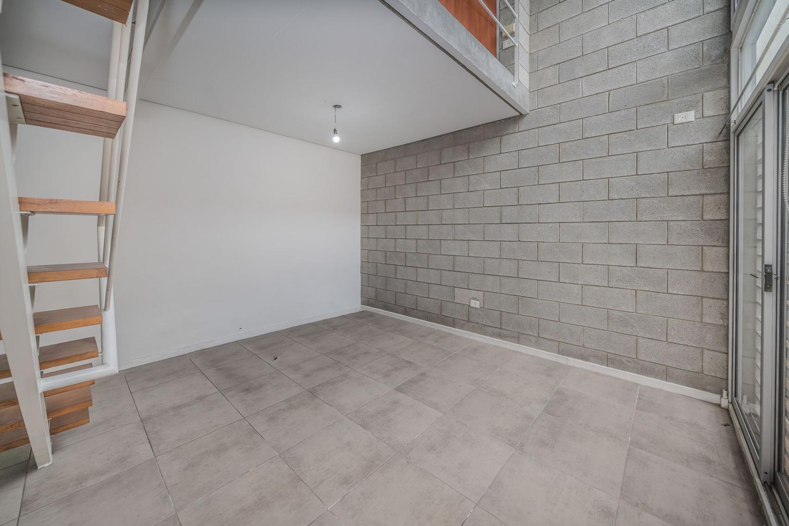 ALQUILER PH 3 AMB DEVOTO - ZONA TOP -