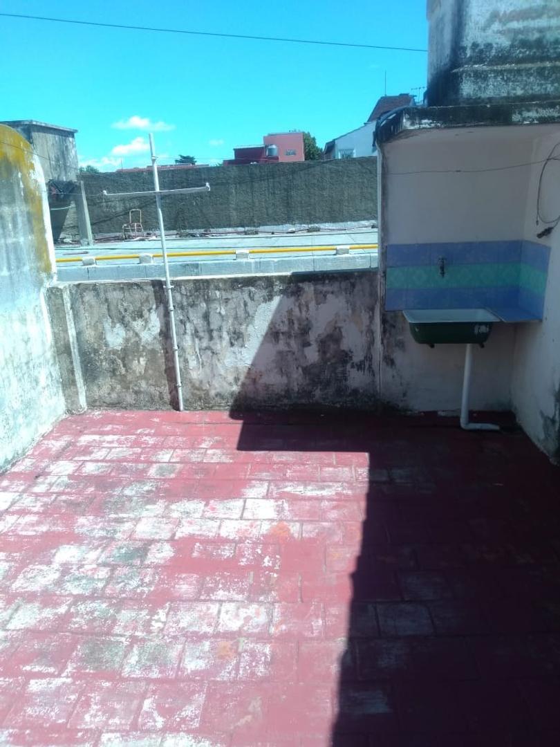 Depto Tipo Casa en Venta 40 años