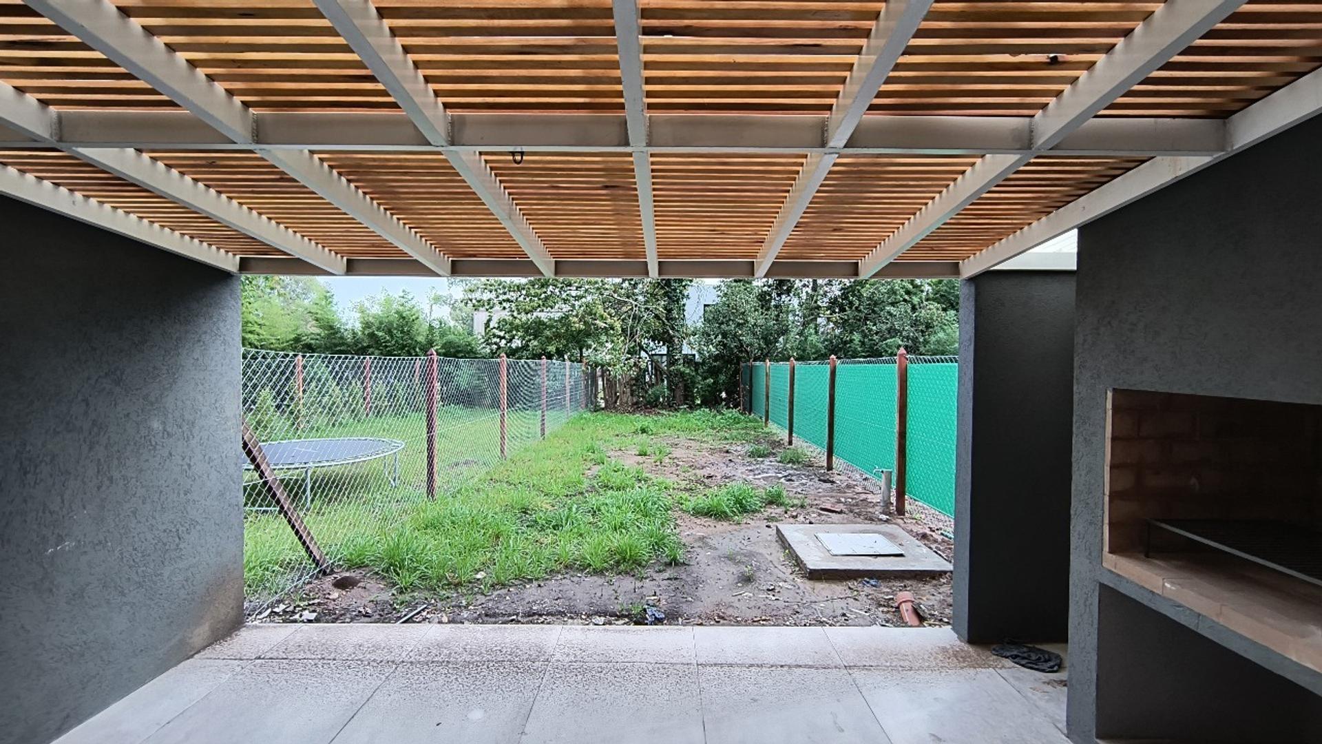 Duplex Venta Don Torcuato B Privado Village Estrada.