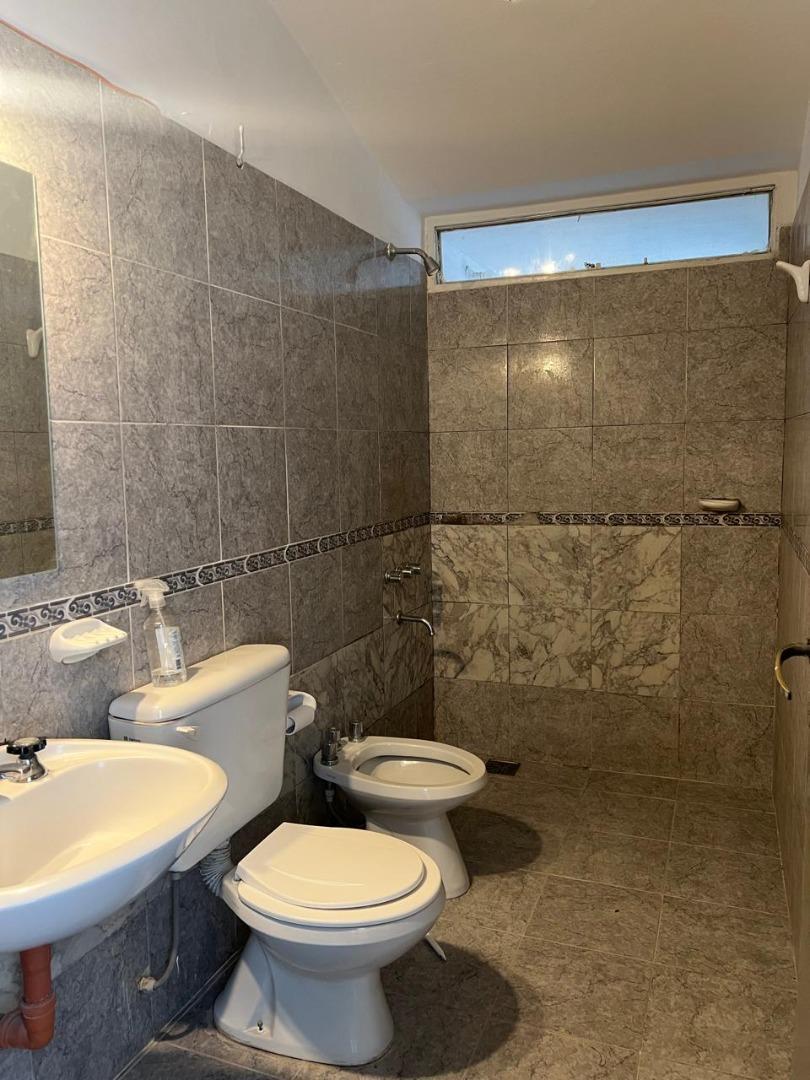 CASA EN VENTA ZONA RUTA 20 DOS DORMITORIOS