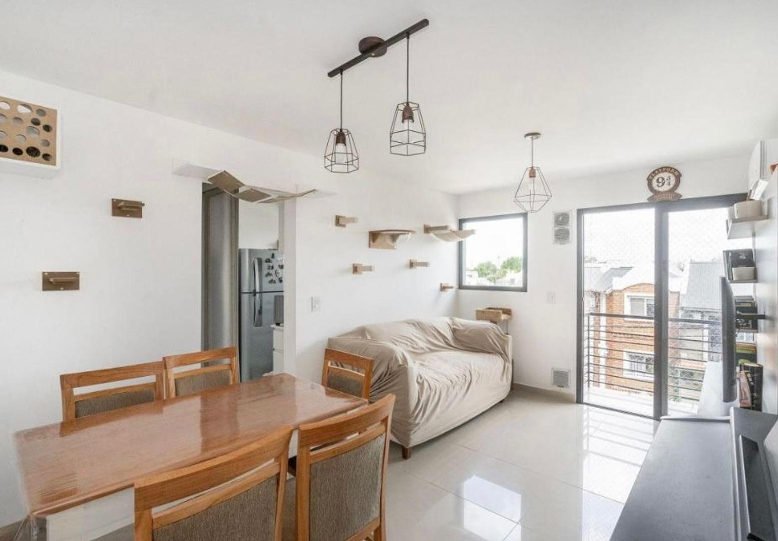 Igualdad 1485 , Piso 3