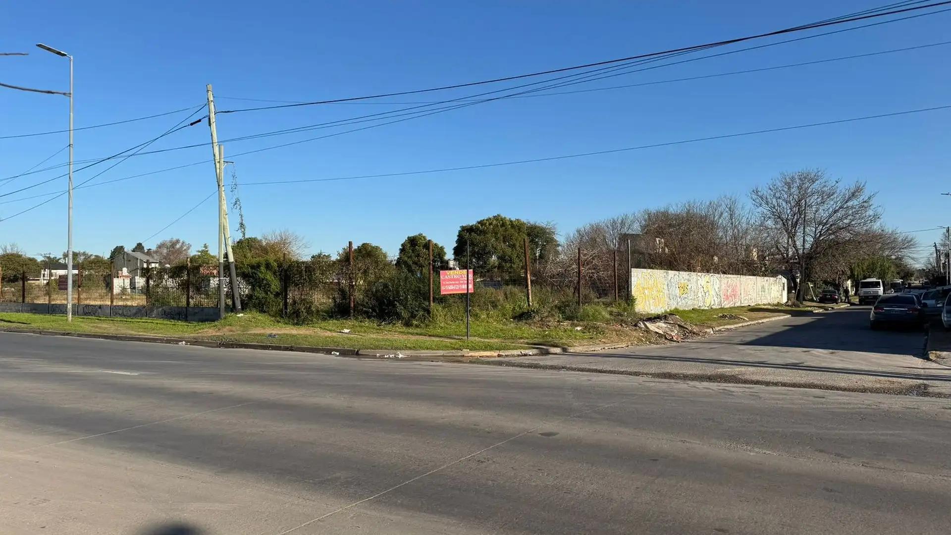 AMPLIO LOTE DE 7500 M2