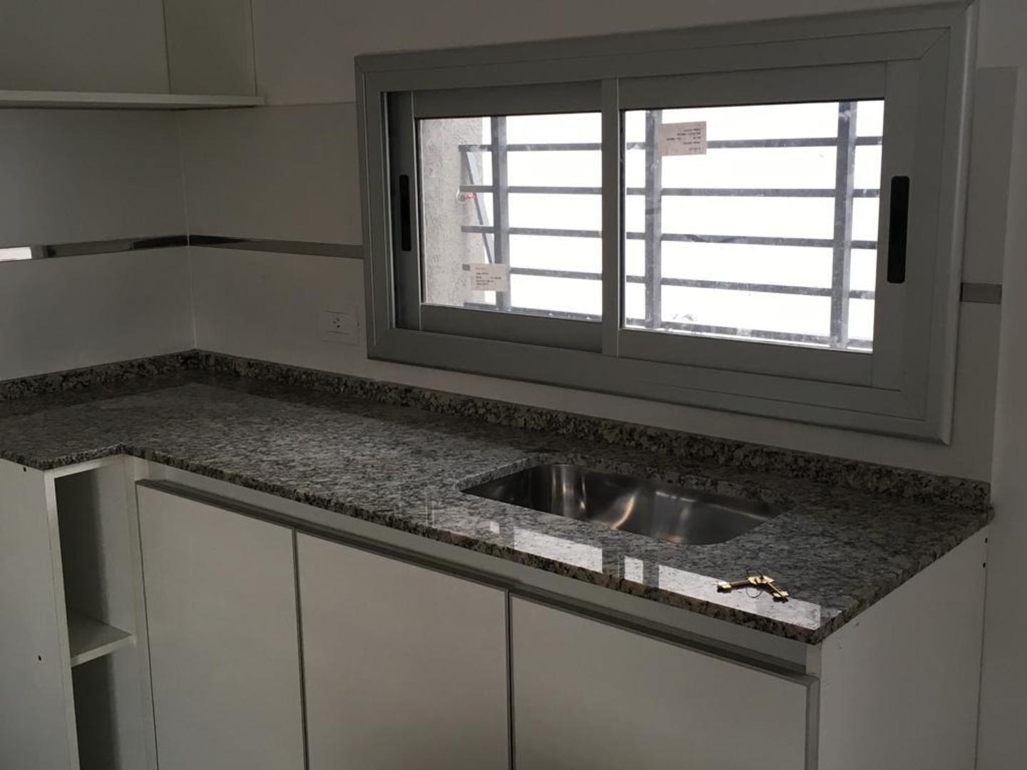 Departamento en Venta en Castelar Sur, USD 95.000
