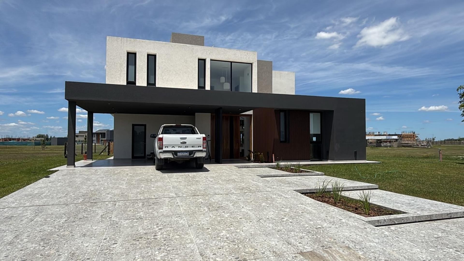 ALQUILER CASA EN TERRALAGOS ANUAL