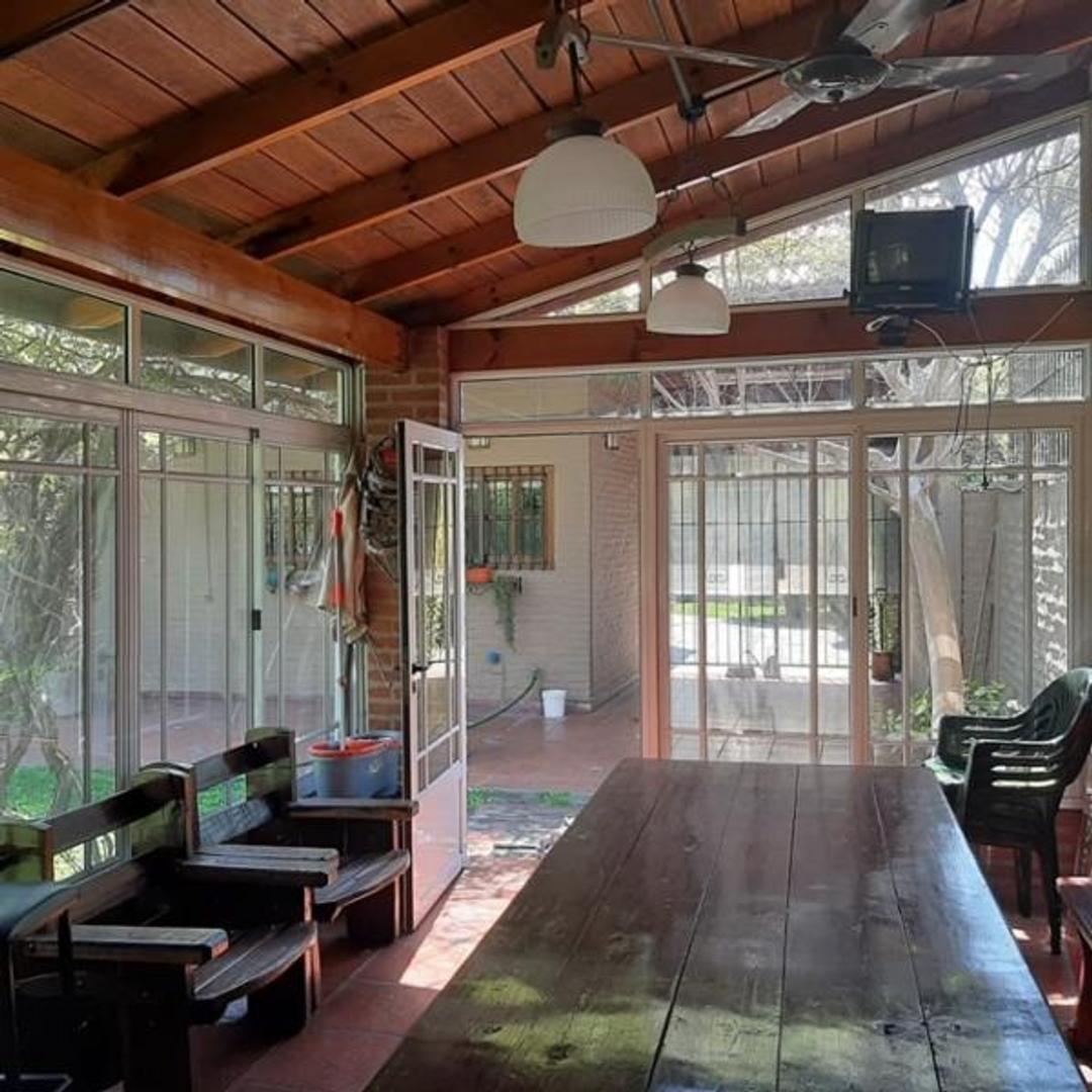 Casa en Venta en Burzaco, USD 205.000