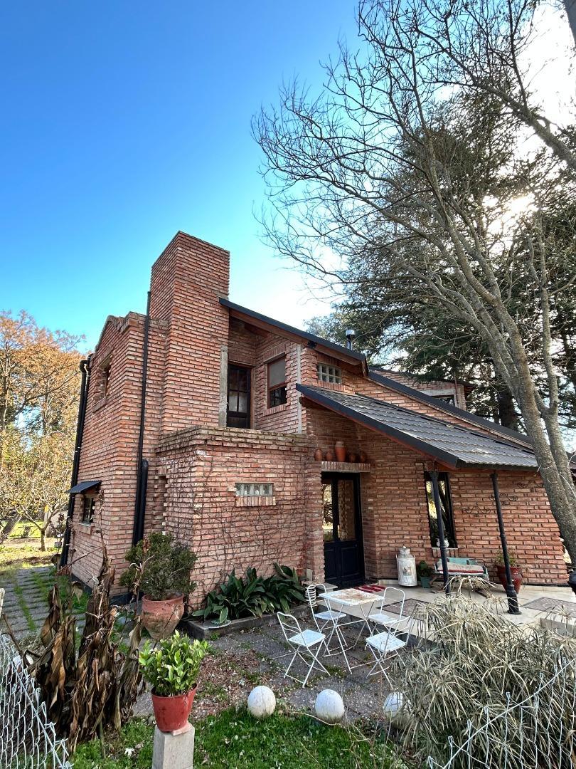 VENTA CASA EN BARRIO RESIDENCIAL LAS MARGARITAS