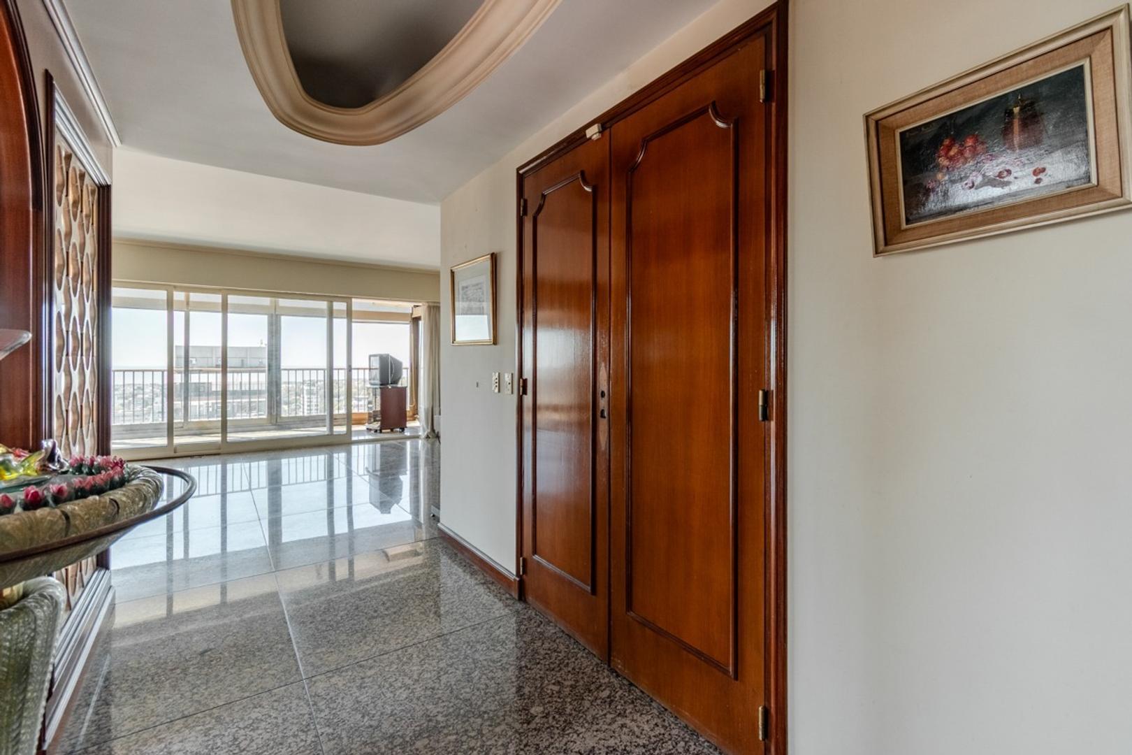 Departamento en Venta de 5 ambientes