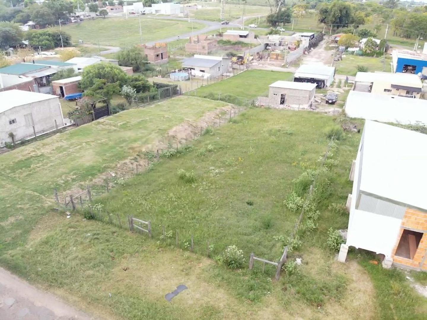 Ciudad de Young, esq. Av. San Martin