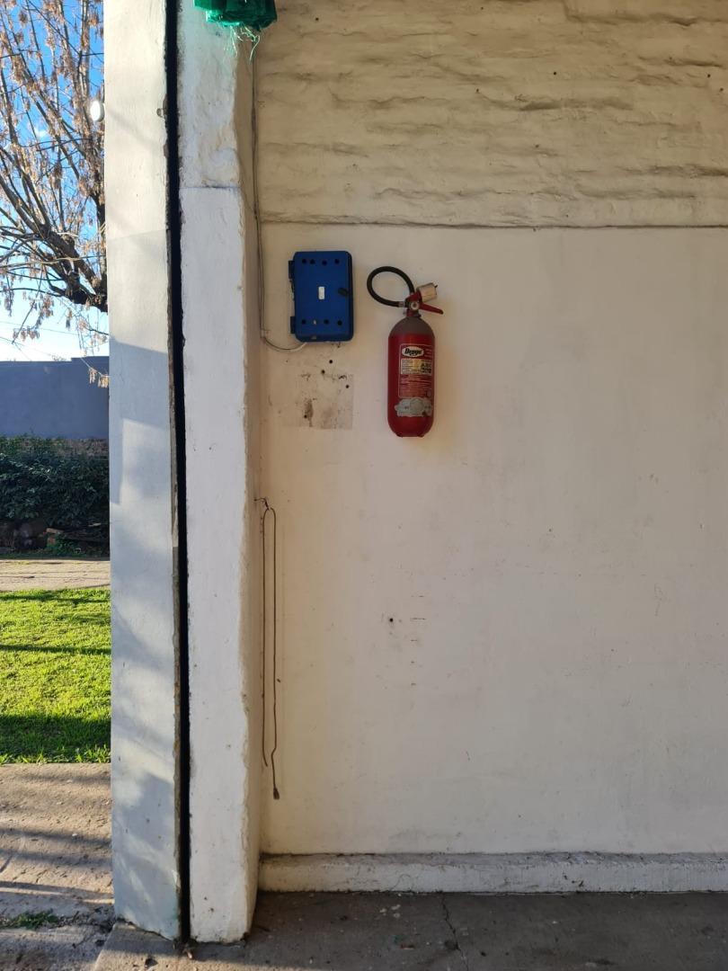 Galpón en venta, Mariano Acosta, partido de Merlo.