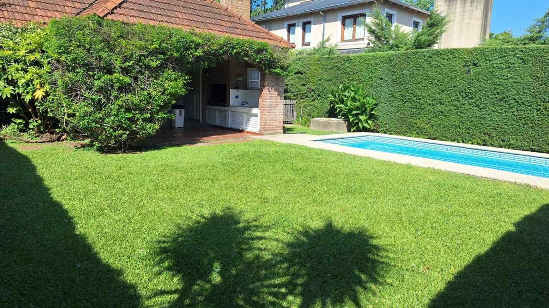 Calle Almafuerte 3900