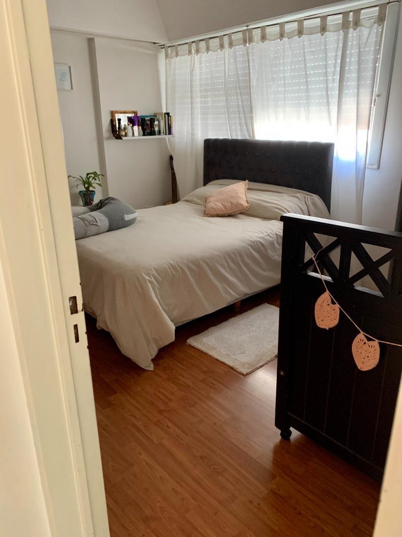 VENTA DPTO DE DOS DORM Y COCHERA