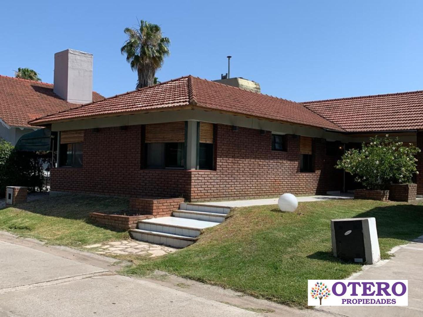 Casa en Alquiler de 4 dormitorios