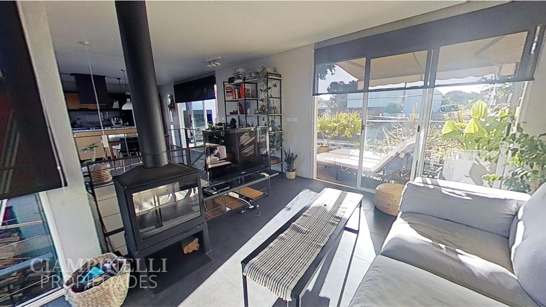 Casa 4 ambientes con 2 baños