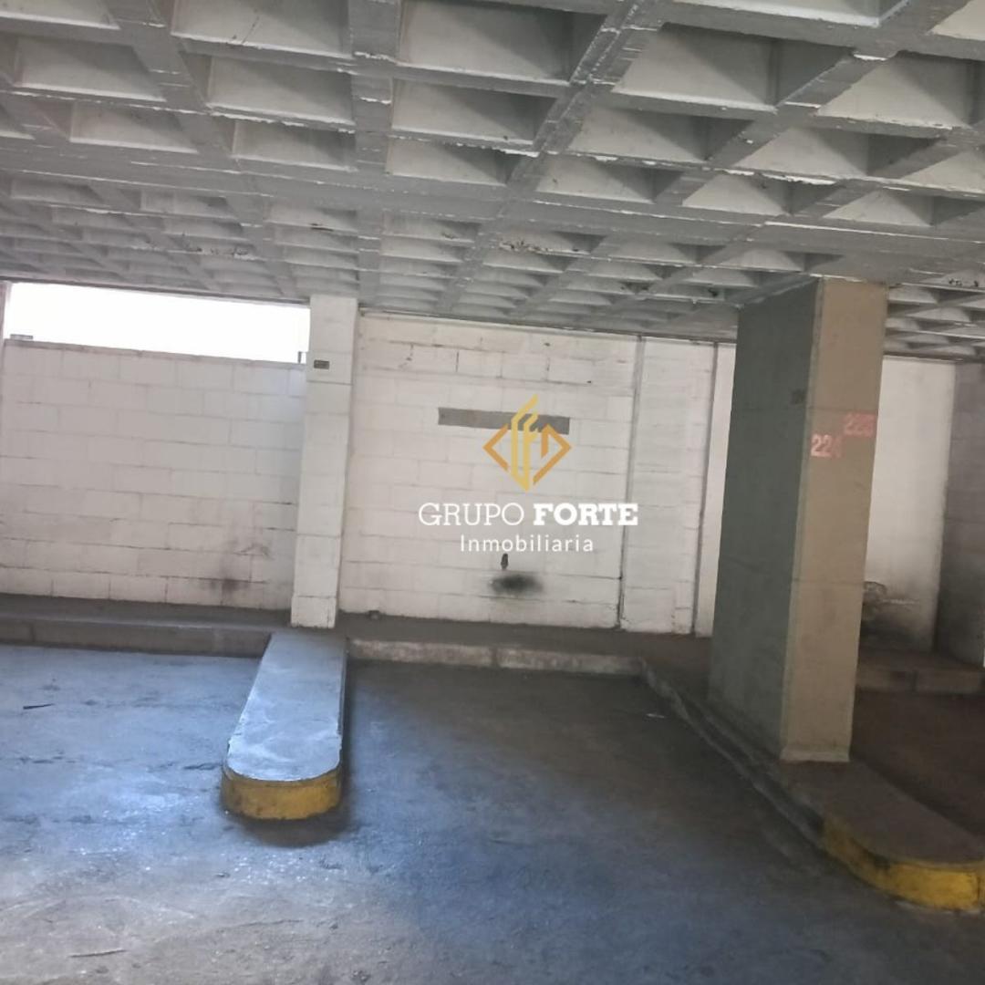 Cochera en Venta Fija