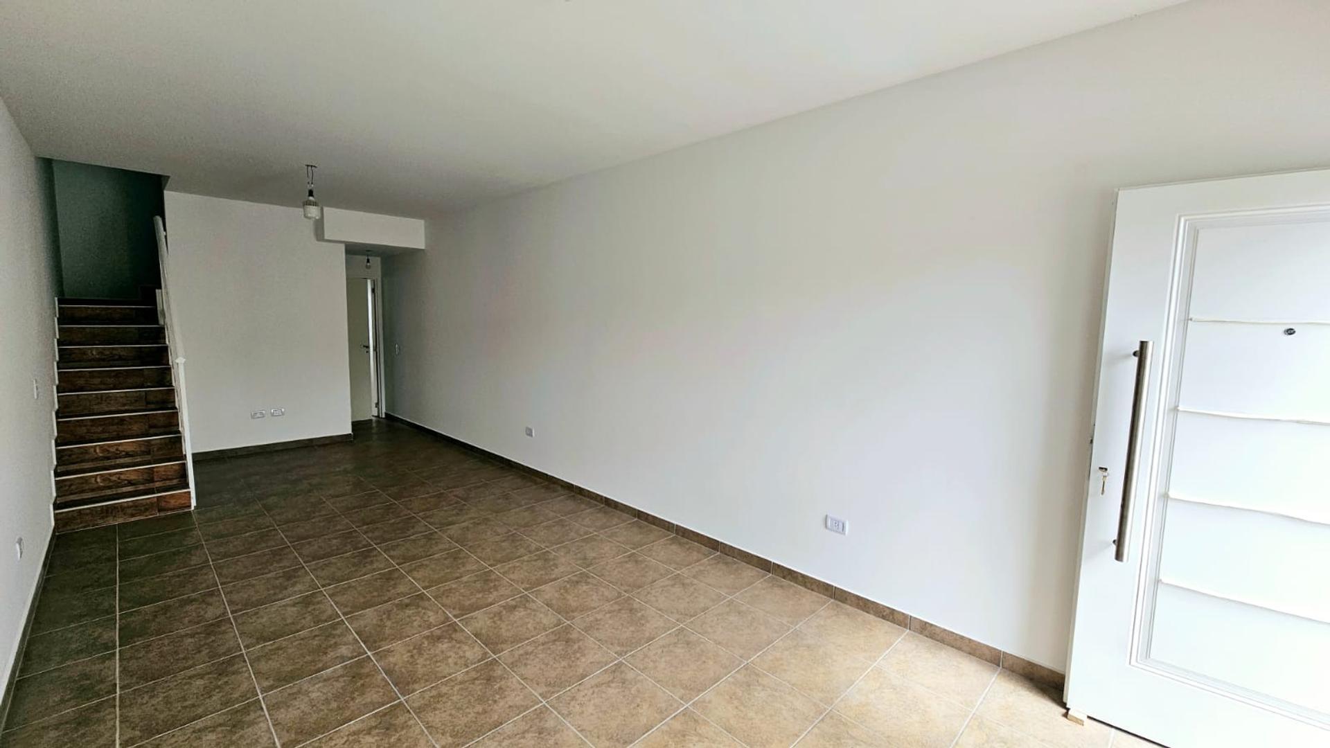 Depto Tipo Casa en Venta de 3 dormitorios