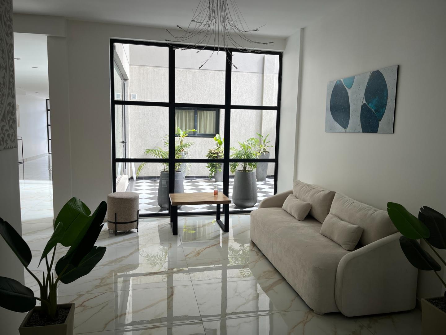 ADROGUE depto 1 ambiente en el centro comercial OPORTUNIDAD