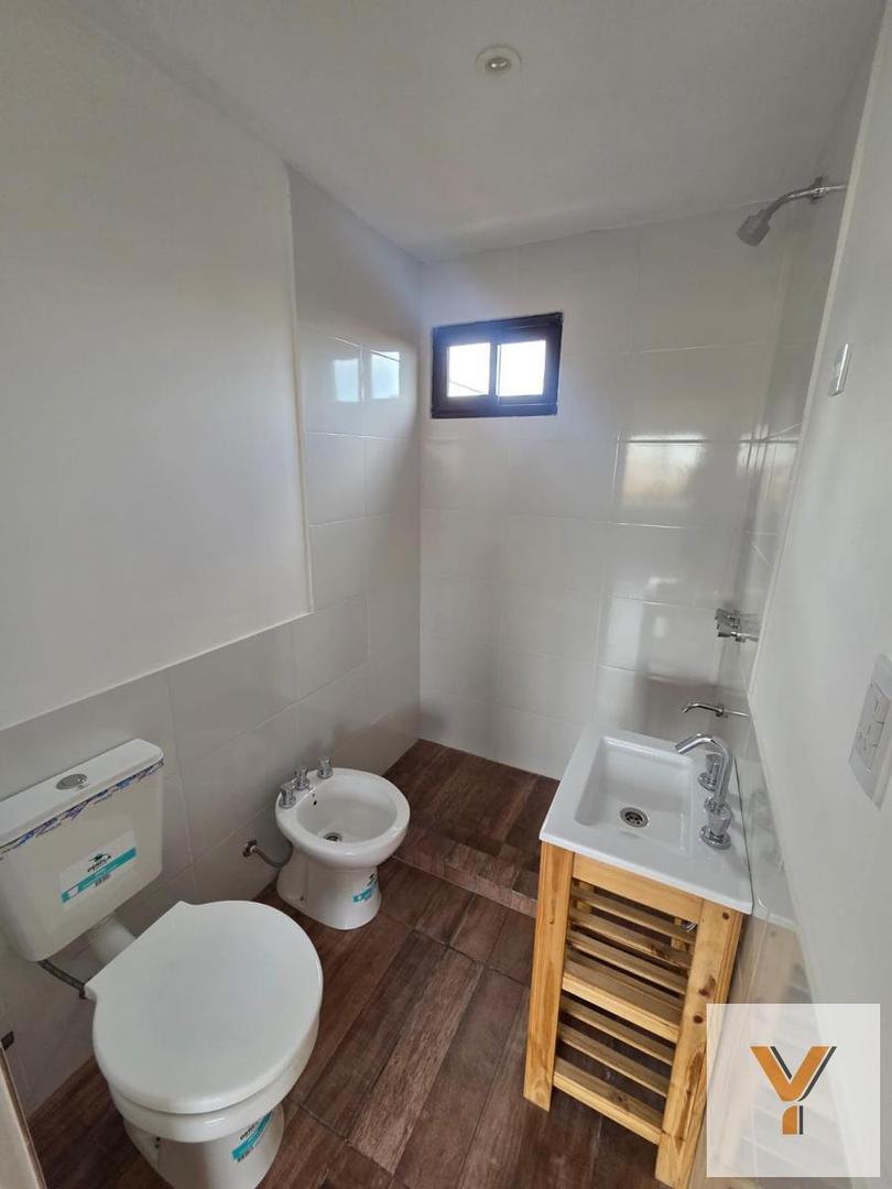 Depto Tipo Casa en Venta al Este