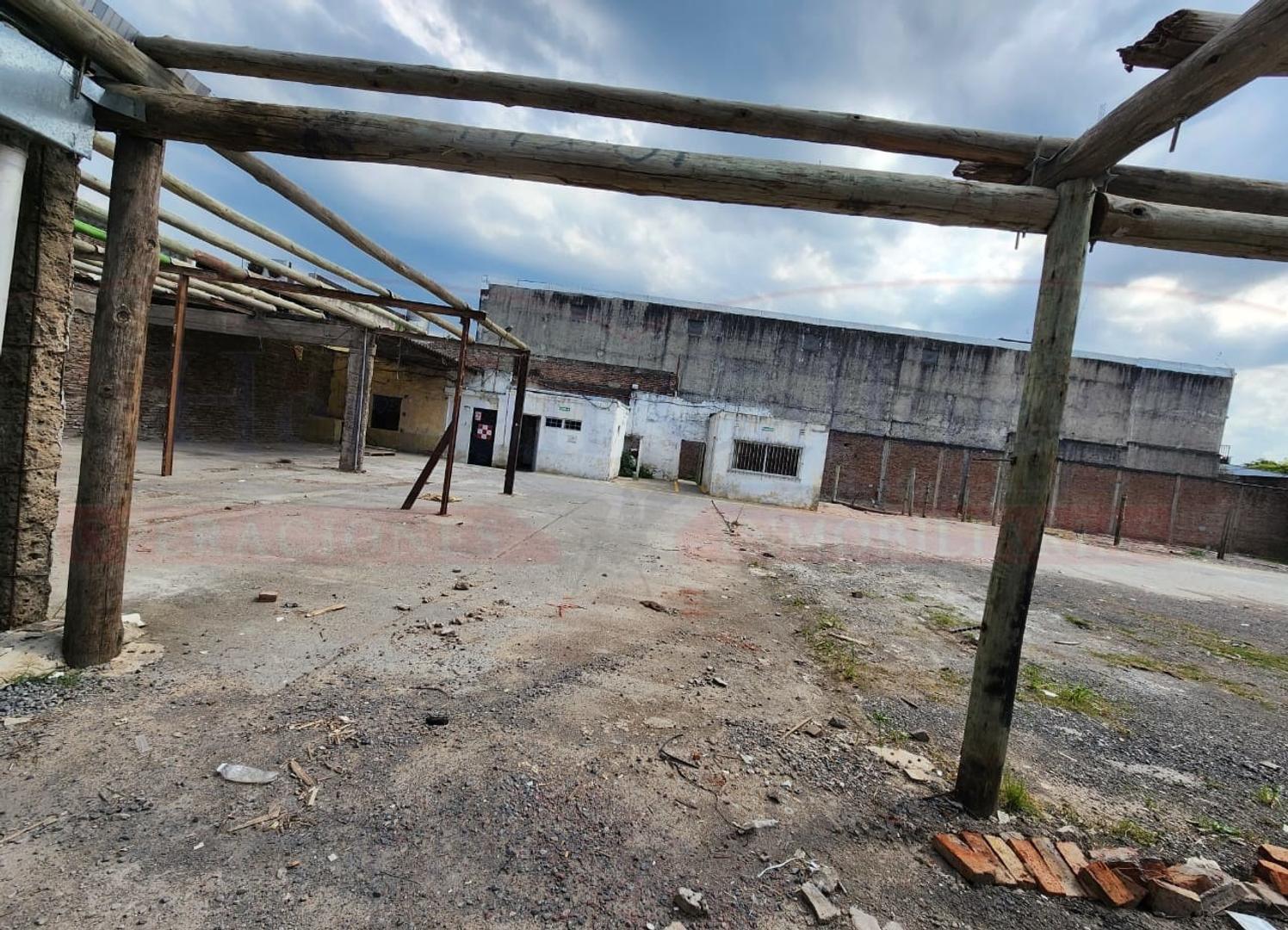 FRACCIÓN A METROS DE LA AU. ACCESO OESTE