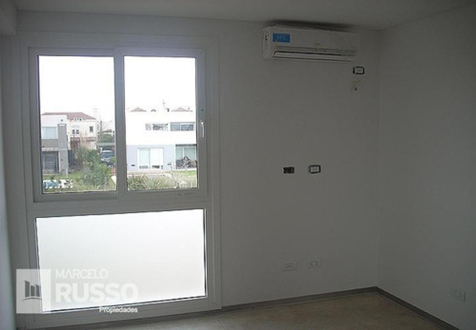 Casa 5 Ambientes A Estrenar