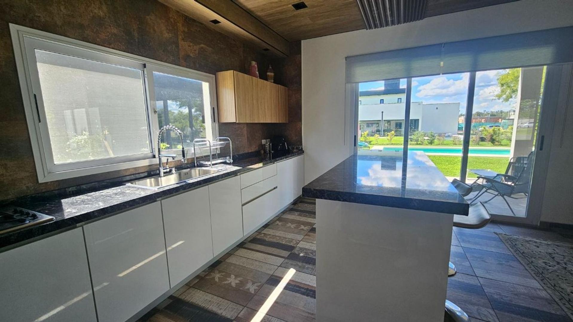 ALQUILER VERANO FEBRERO MORENO PRADOS DEL OESTE