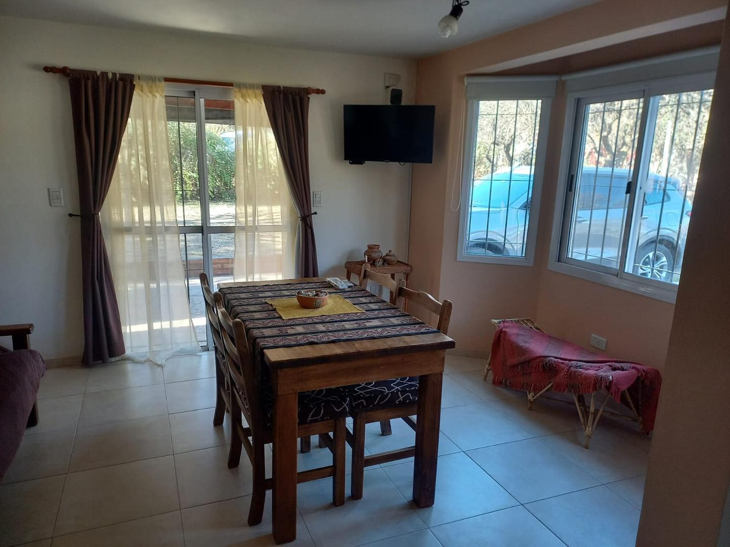 Casa 3 ambientes con 1 baño