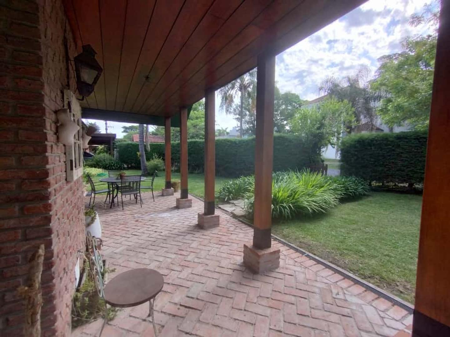 Casa en Venta de 5 dormitorios