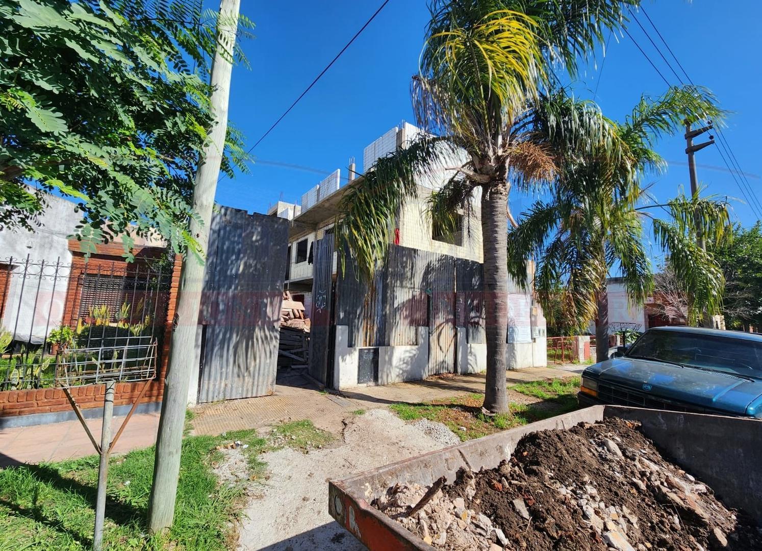 DEPARTAMENTO MONOAMBIENTE EN POZO EN VILLA LUZURIAGA