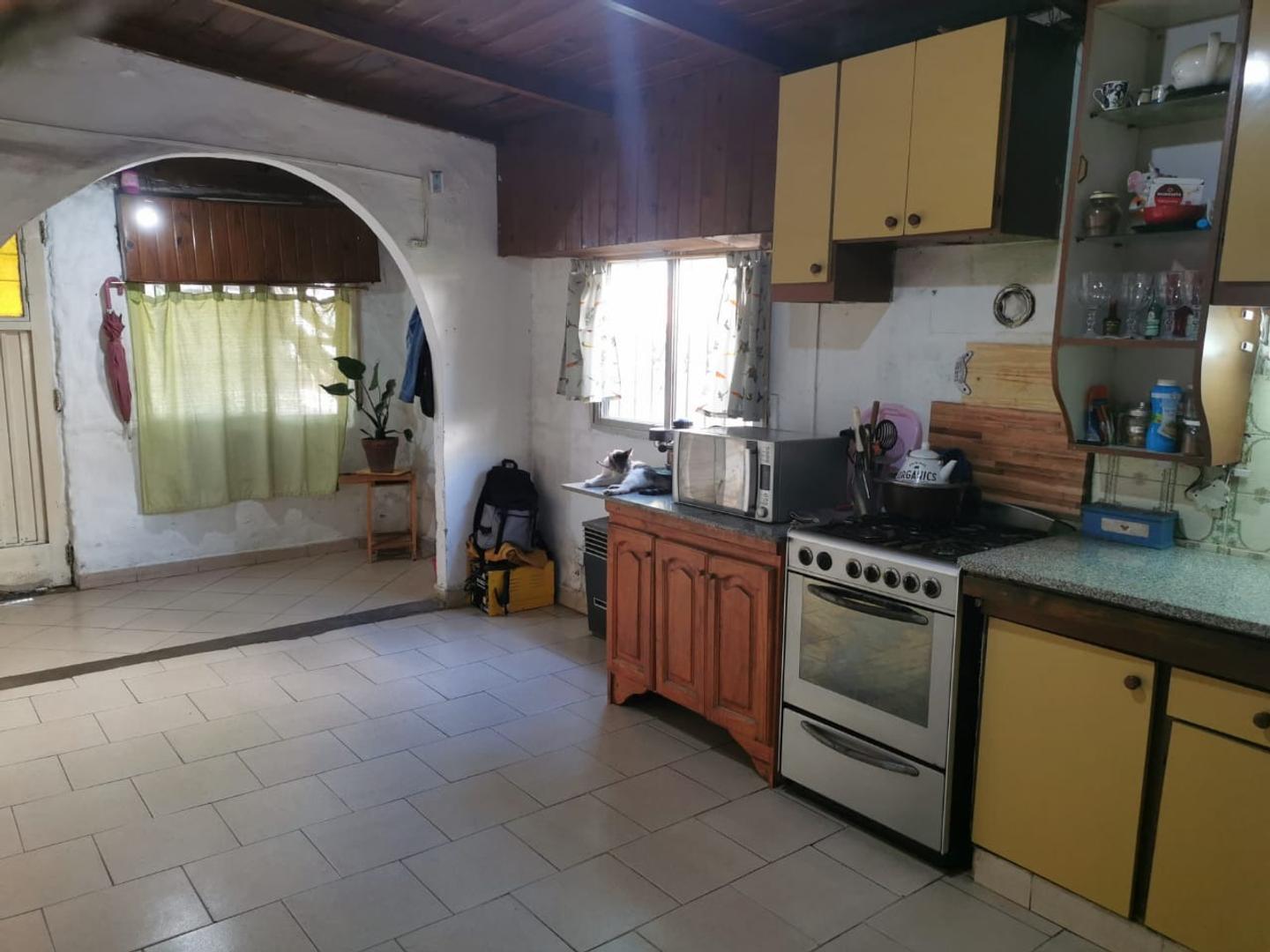 Casa en Alquiler con 1 cochera