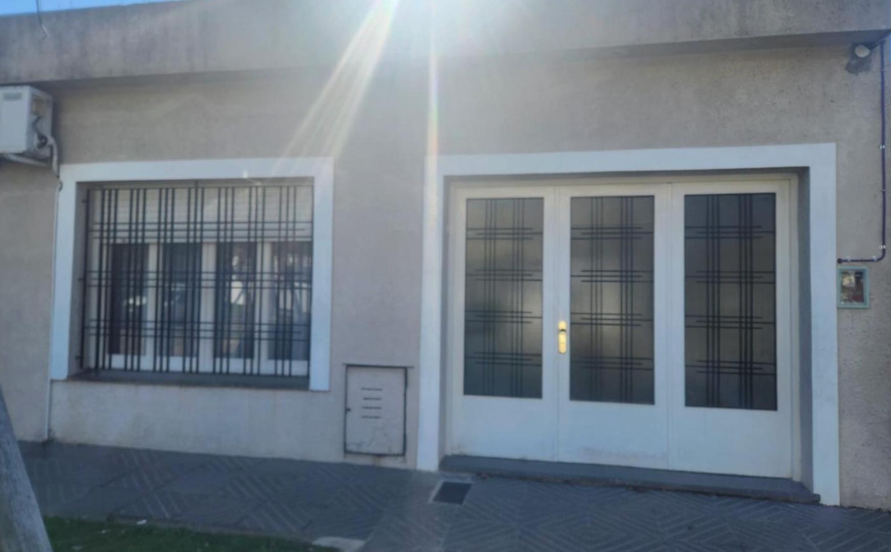 Casa en venta 4 ambientes en Martinez