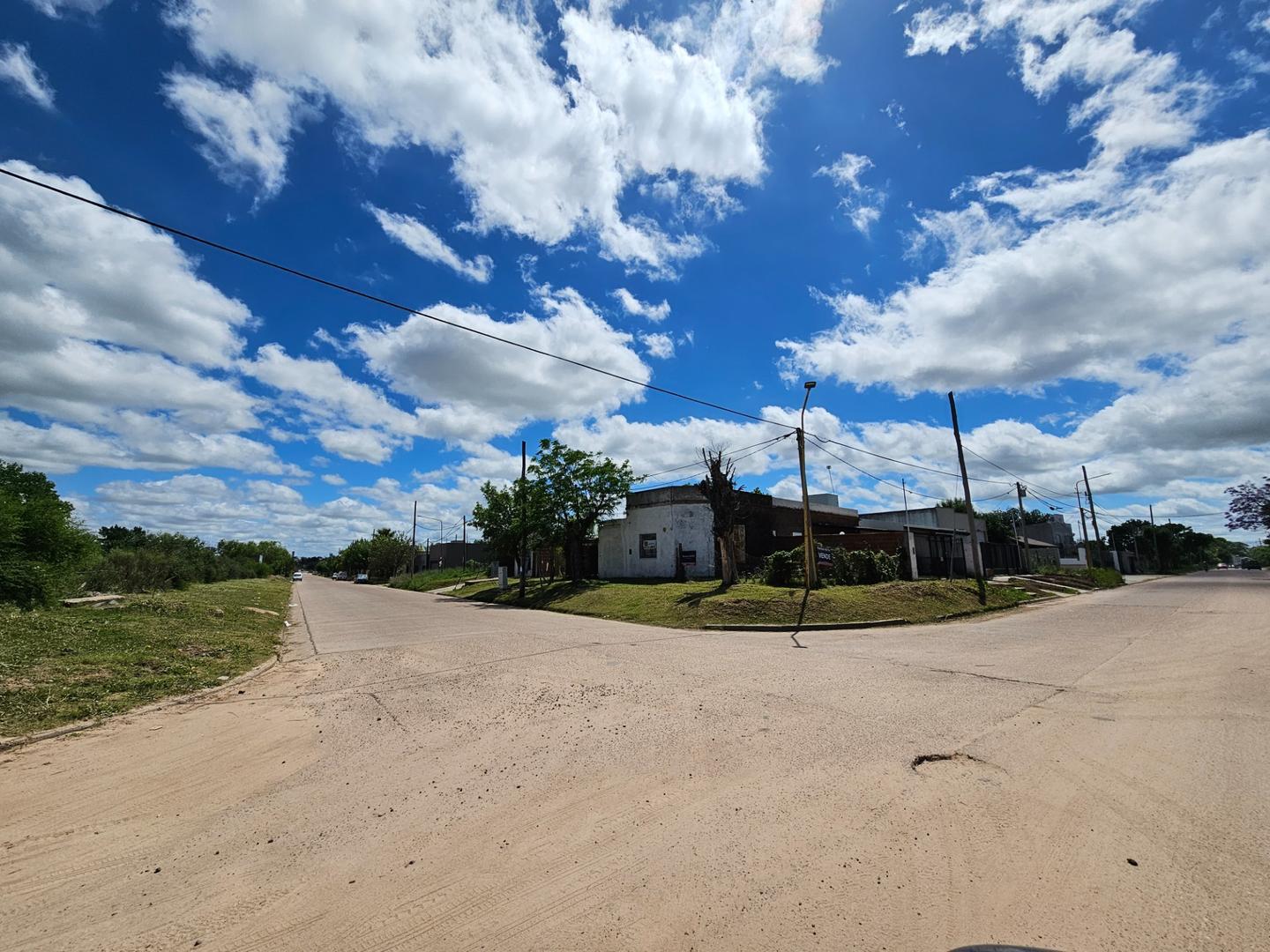 Casa 2 ambientes con 1 baño