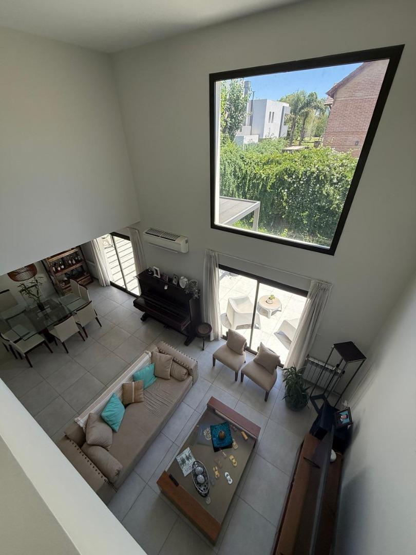 ALQUILER SEMANAL/MENSUAL DUPLEX EN  LAS PIEDRAS VALLE ESC