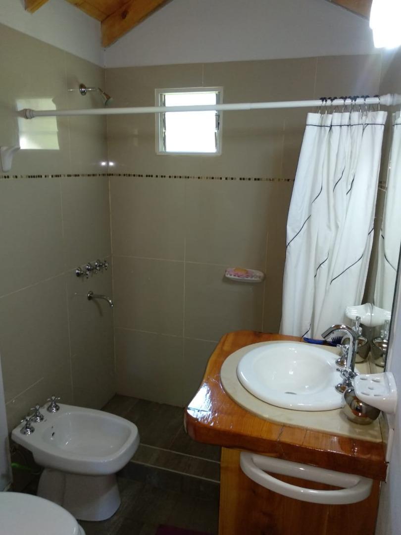 Casa 3 ambientes con 1 baño