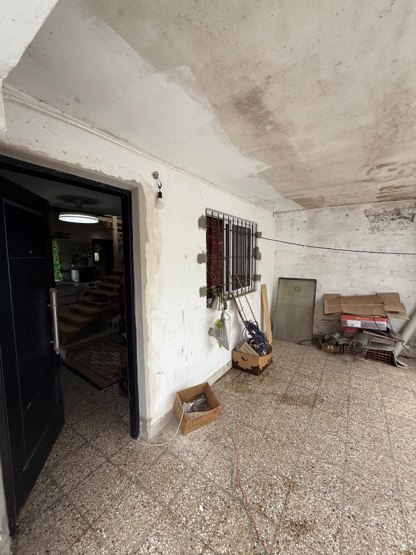 Casa en Venta con 5 cocheras