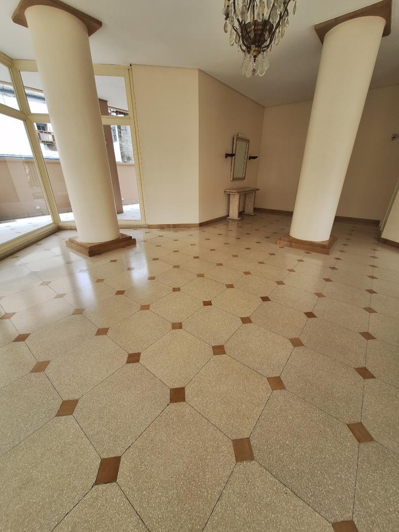 Castro Barros 62 , Piso 13