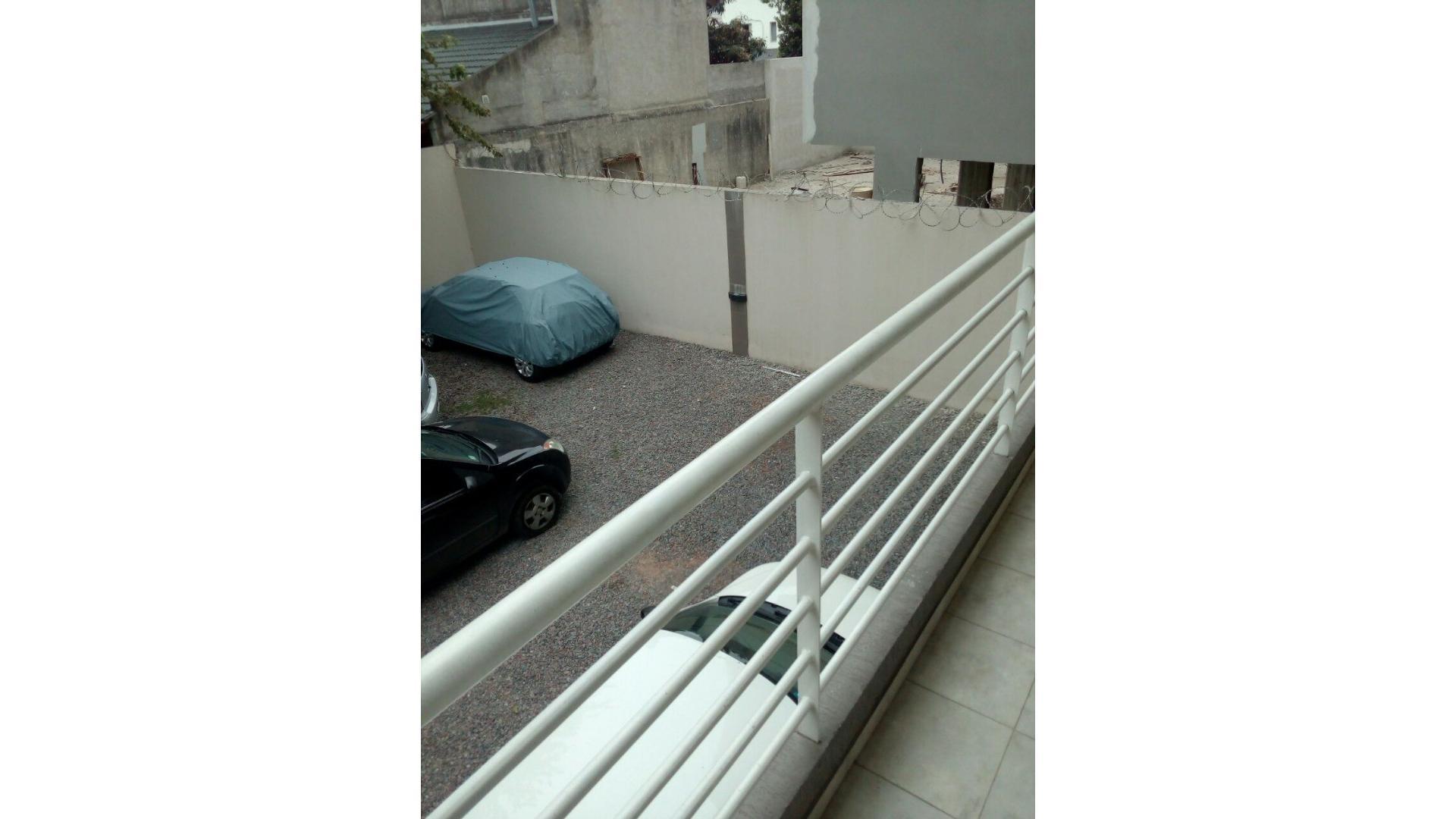 Departamento en Venta en Jose Leon Suarez, USD 55.000