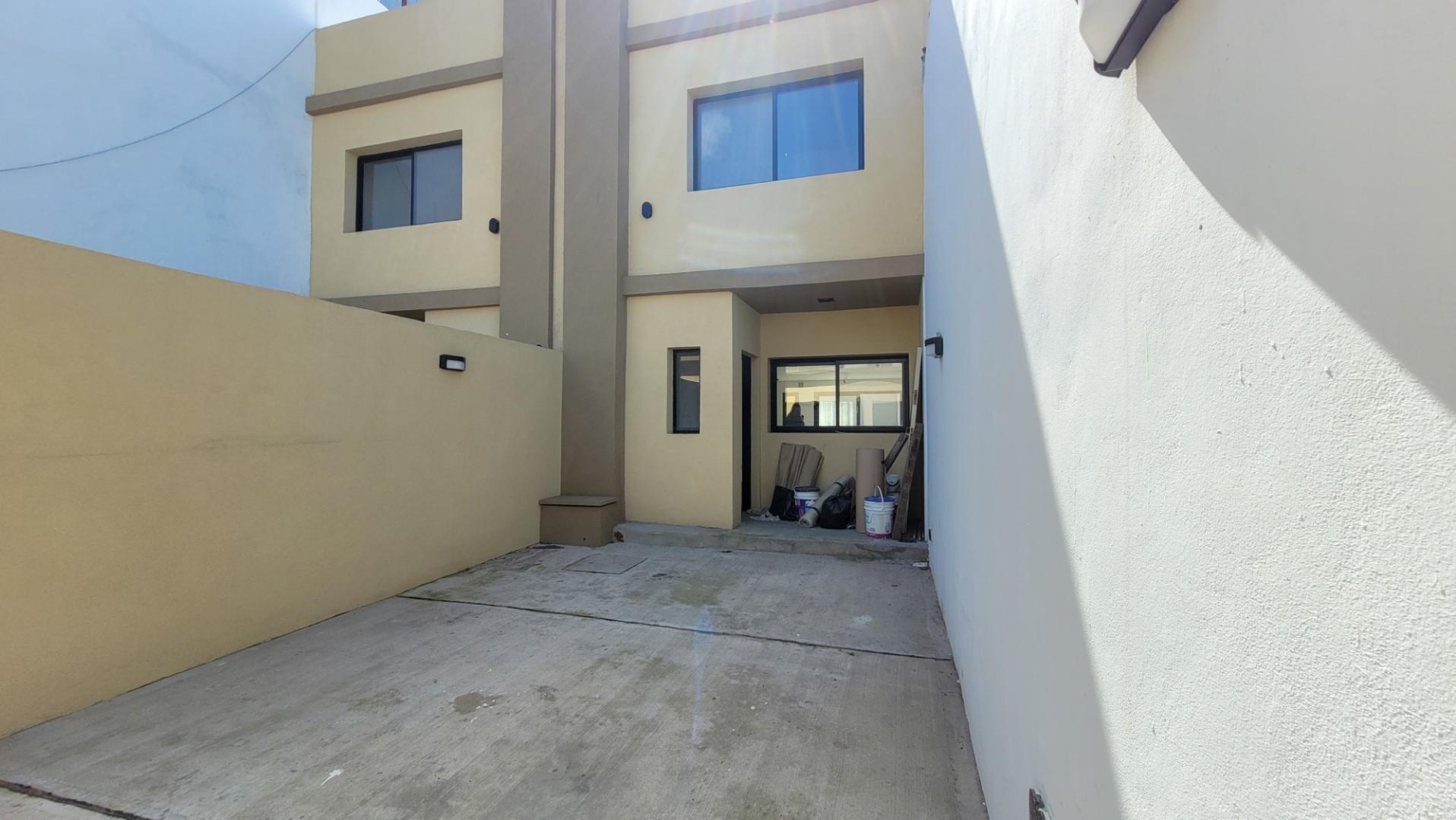 Depto Tipo Casa en Venta de 3 ambientes